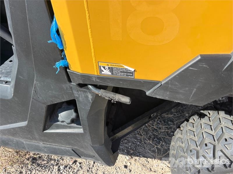 CAT CUV82 4x4 Utility Vehicle (Inoperable) ماكينات منفعة عامة