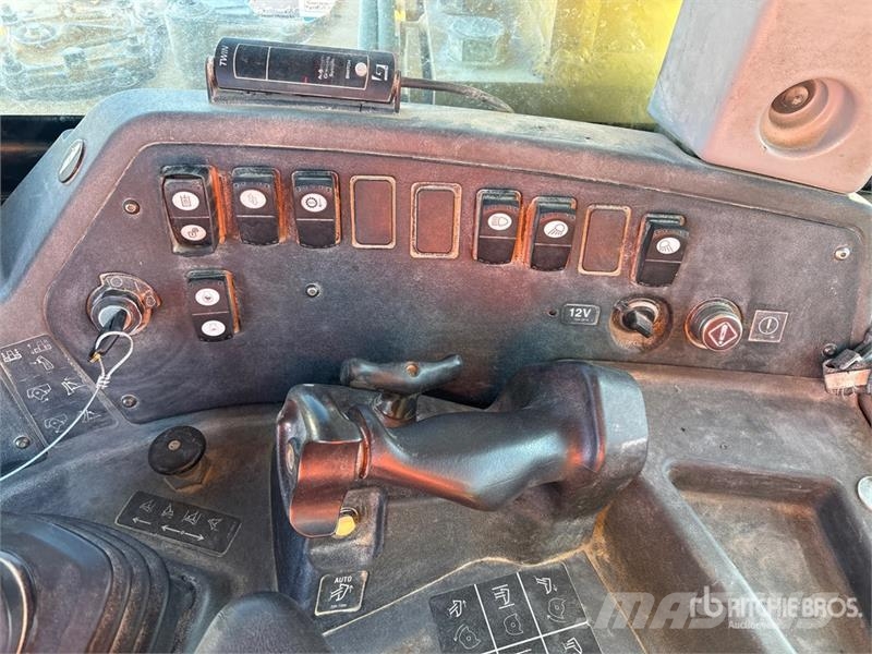 CAT D10T Bandschaktare