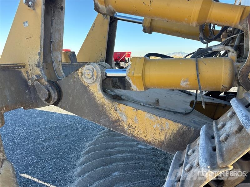 CAT D10T Bandschaktare