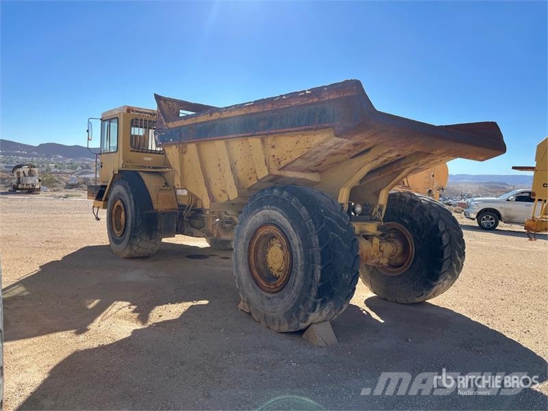 CAT D25C Articulated Dump Truck 연결식 홀러