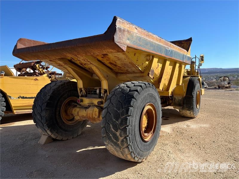 CAT D25C Articulated Dump Truck 연결식 홀러