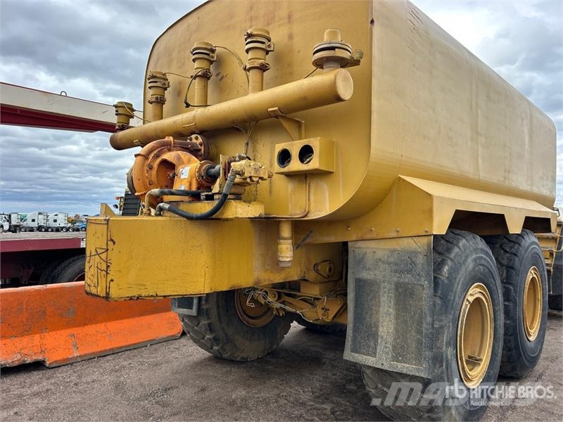 CAT D300D 6x6 Articulated Water Truck Tovornjaki za vodo