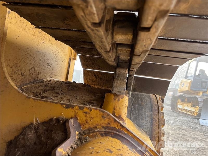 CAT D3K2 LGP Buldozer sobre oruga