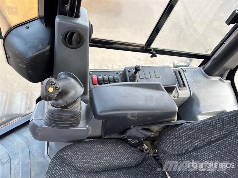 CAT D3K2 LGP Buldozer sobre oruga