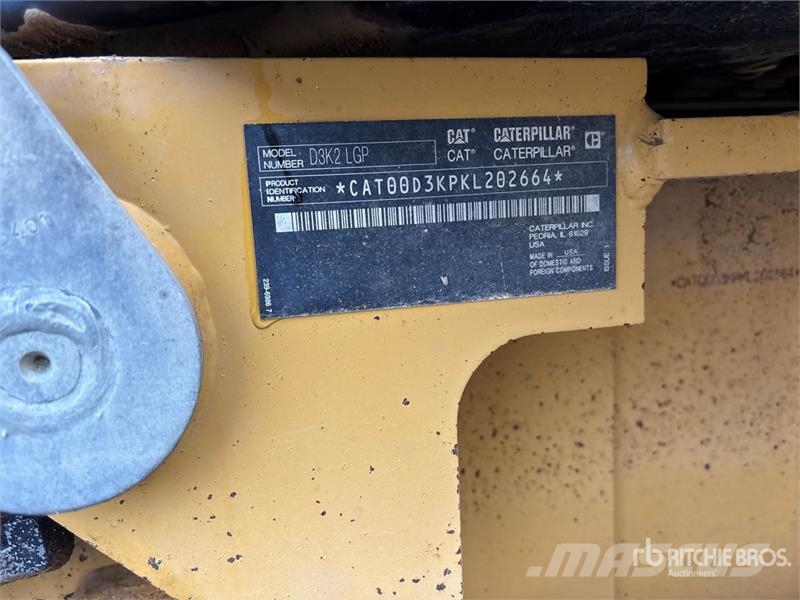 CAT D3K2 LGP Buldozer sobre oruga