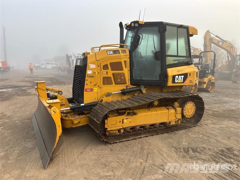 CAT D3K2 LGP Buldozer sobre oruga
