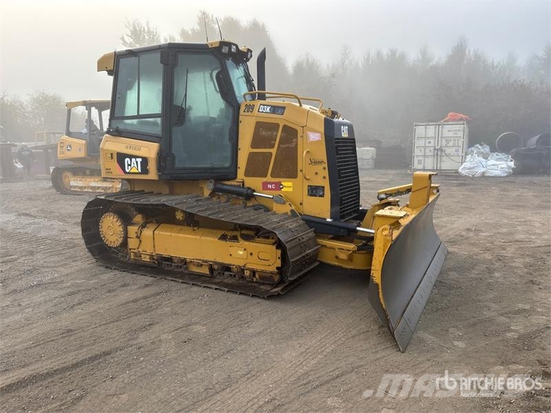 CAT D3K2 LGP Buldozer sobre oruga