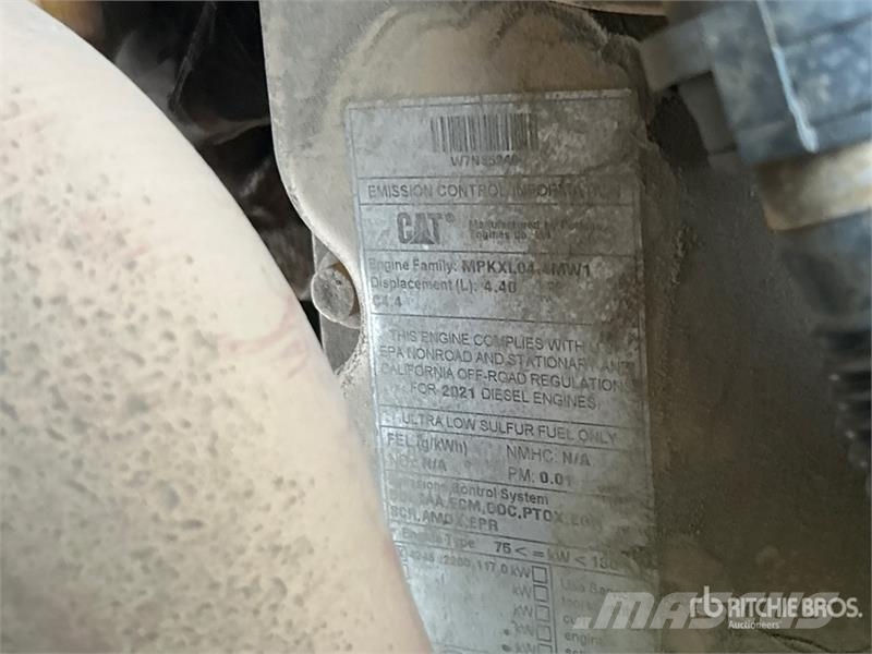 CAT D4 Buldožerji goseničarji