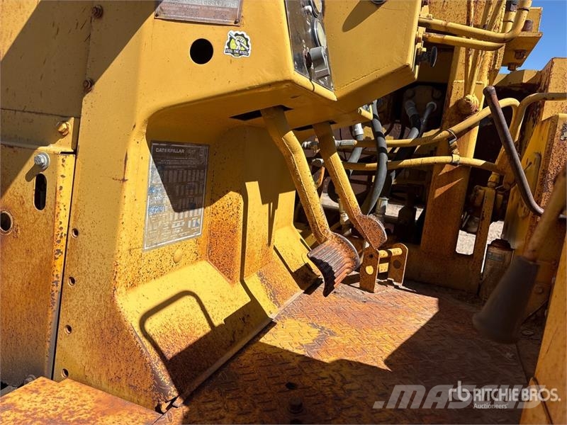 CAT D4E Pipelayer Buldožerji za polaganje cevi
