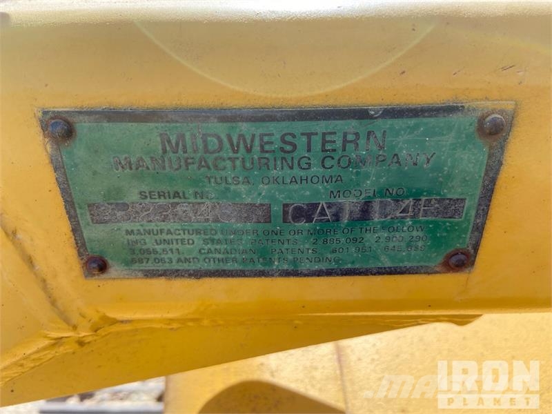 CAT D4E Pipelayer w/ Midwestern Conversion Poseur de canalisation