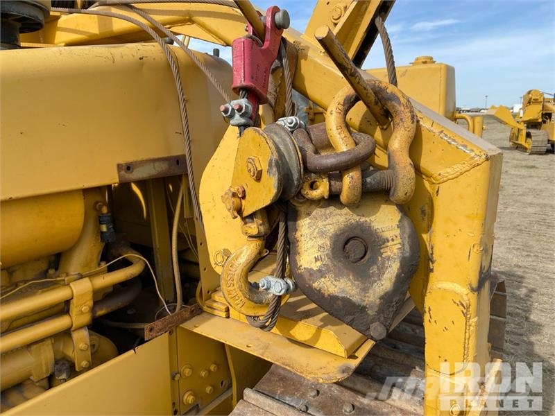 CAT D4E Pipelayer w/ Midwestern CatD4EX Conversion Poseur de canalisation