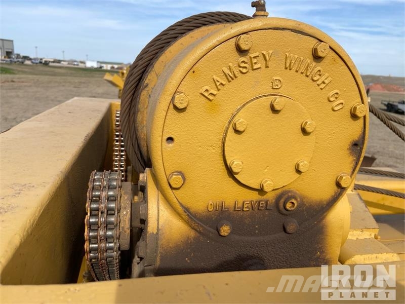 CAT D4E Pipelayer w/ Midwestern CatD4EX Conversion Poseur de canalisation