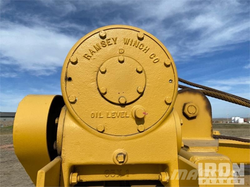 CAT D4E Pipelayer w/ Midwestern Conversion Poseur de canalisation