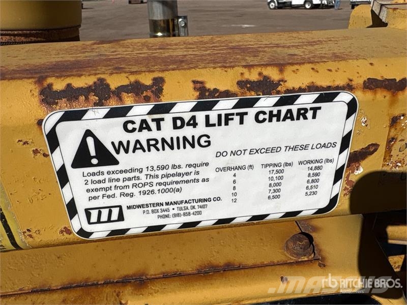 CAT D4E Pipelayer w/ Midwestern D4E Conversion Putkenlaskijat