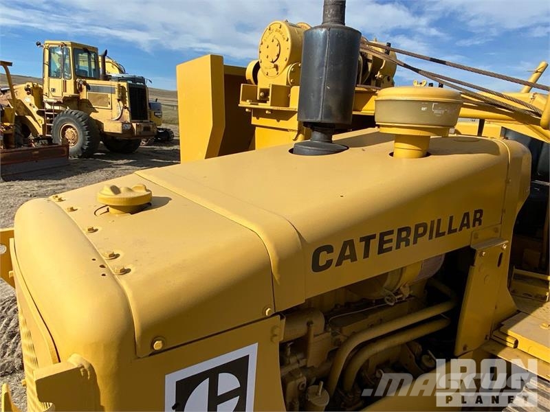 CAT D4E Pipelayer w/ Midwestern Conversion Poseur de canalisation