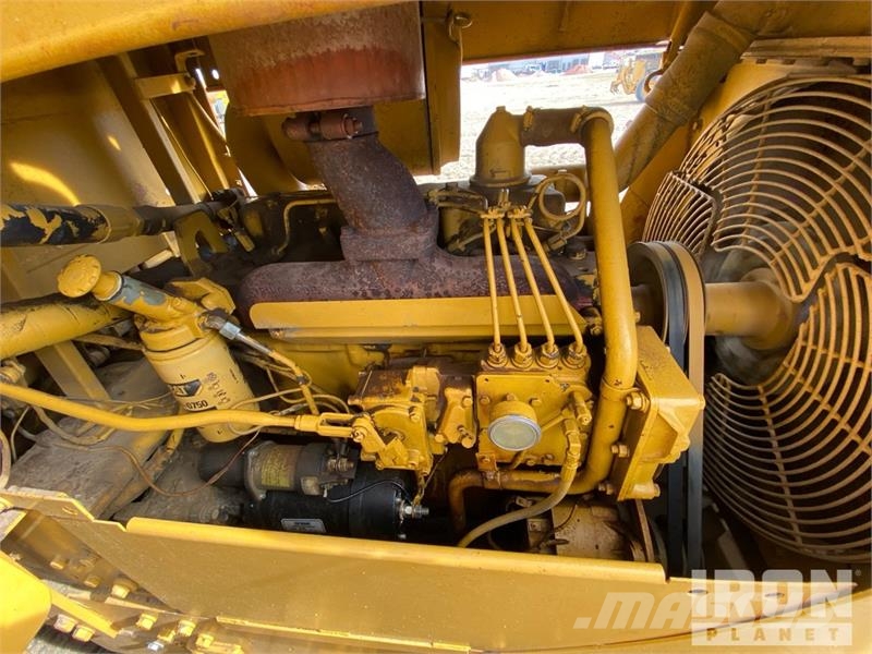 CAT D4E Pipelayer w/ Midwestern CatD4EX Conversion Poseur de canalisation