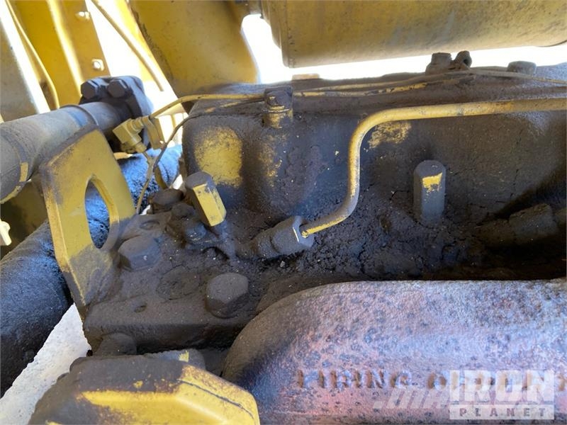 CAT D4E Pipelayer w/ Midwestern CatD4EX Conversion Poseur de canalisation