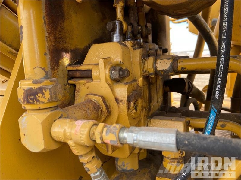 CAT D4E Pipelayer w/ Midwestern CatD4EX Conversion Poseur de canalisation