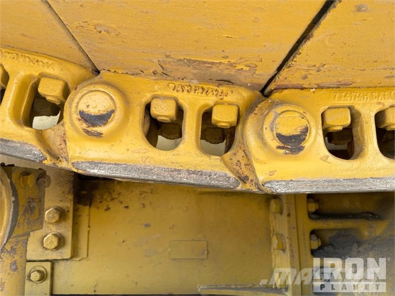 CAT D4E Pipelayer w/ Midwestern Conversion Poseur de canalisation