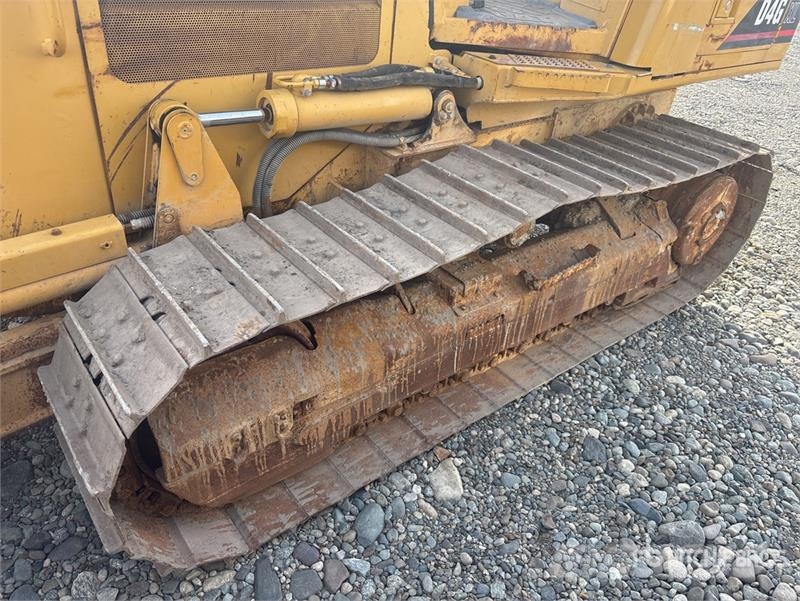 CAT D4G XL Crawler Dozer ブルドーザー