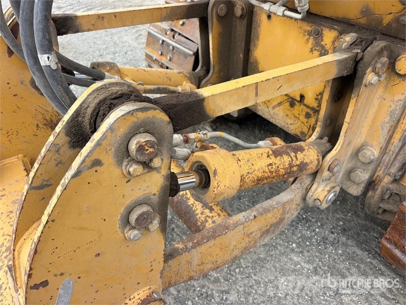 CAT D4G XL Crawler Dozer Buldožerji goseničarji