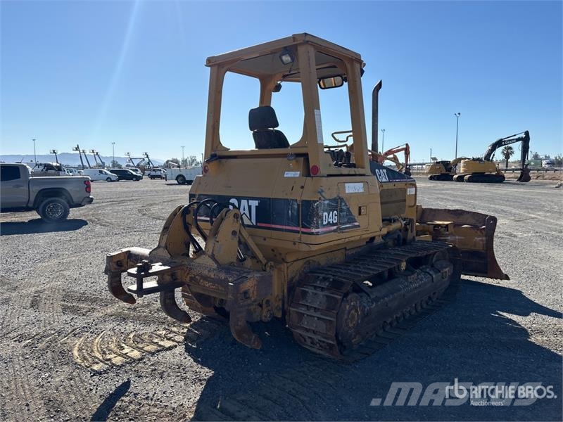 CAT D4G XL Crawler Dozer Buldozer sobre oruga