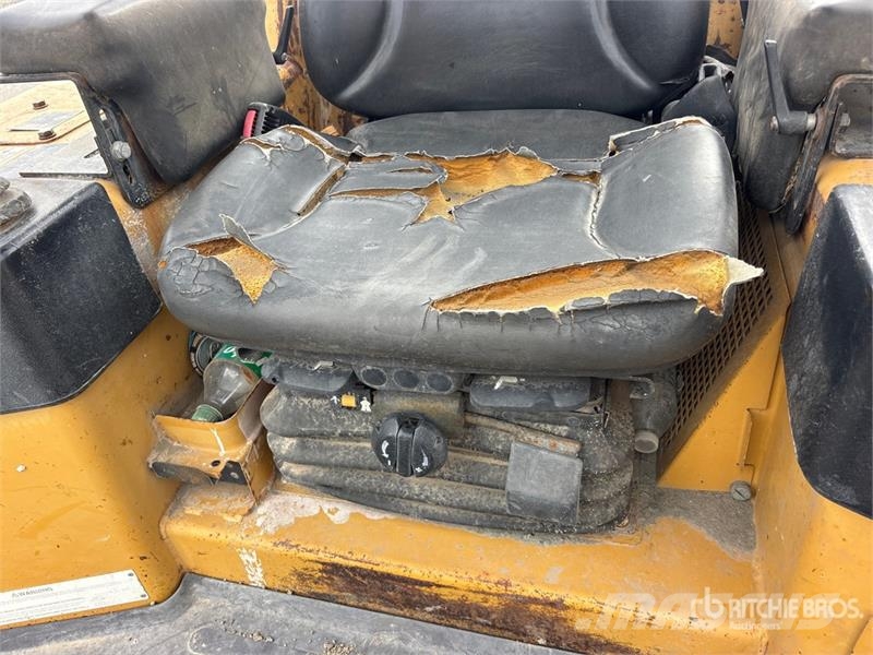 CAT D4G XL Crawler Dozer Buldožerji goseničarji