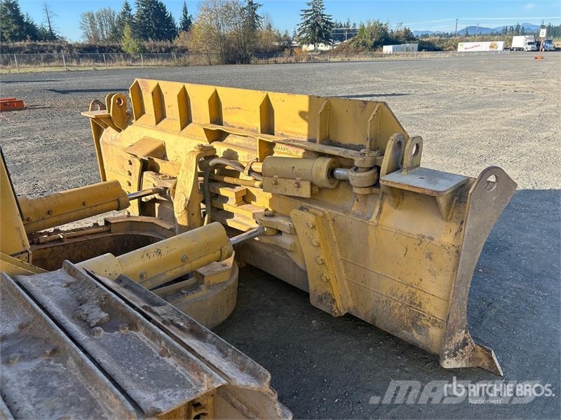 CAT D4H Crawler Dozer Buldooserid