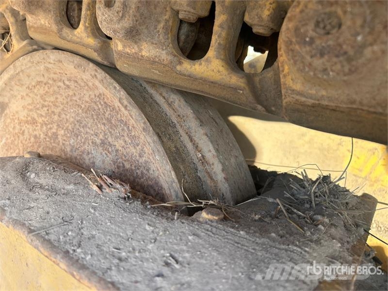 CAT D4H Crawler Dozer Buldooserid