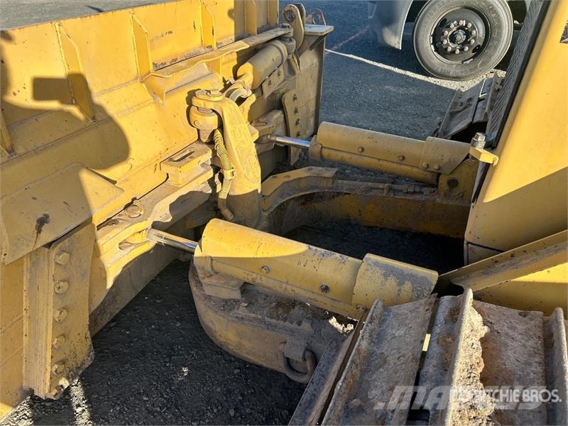 CAT D4H Crawler Dozer Buldooserid