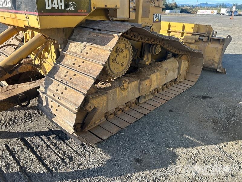 CAT D4H Crawler Dozer Buldooserid