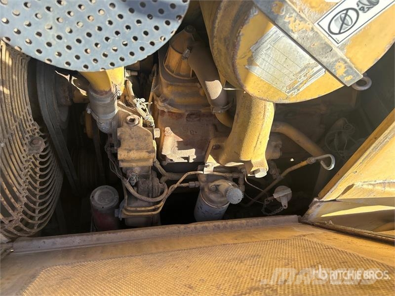 CAT D4H Crawler Dozer Buldooserid