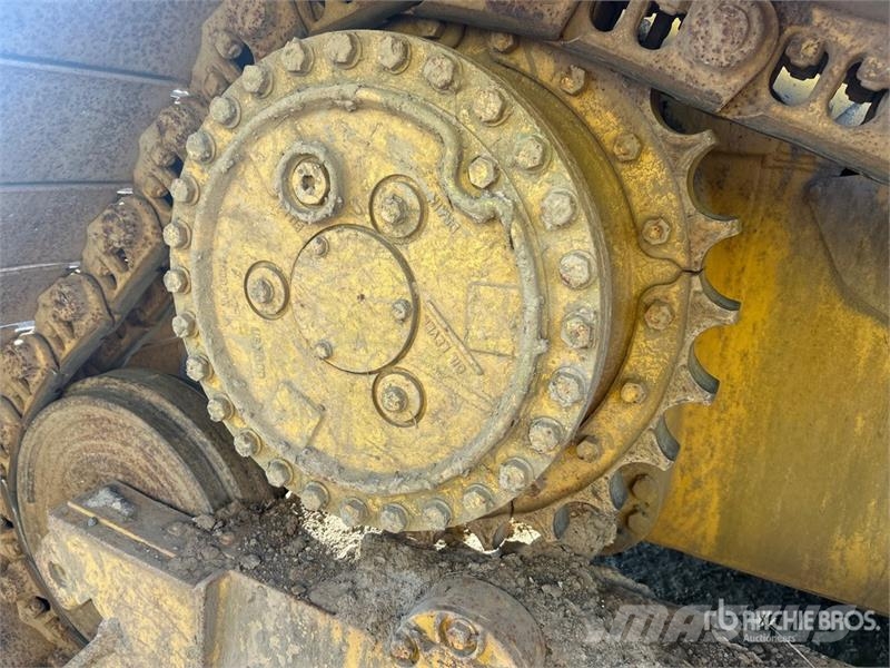 CAT D4H Crawler Dozer Buldooserid