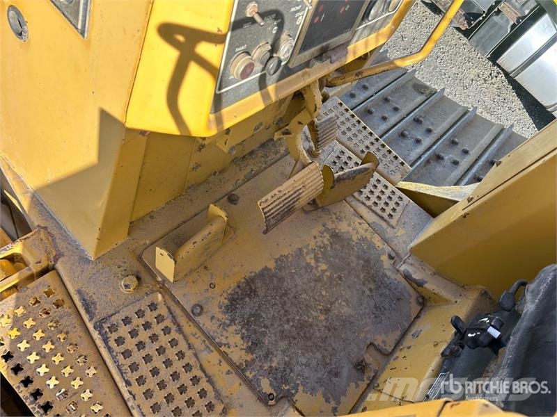 CAT D4H Crawler Dozer Buldooserid