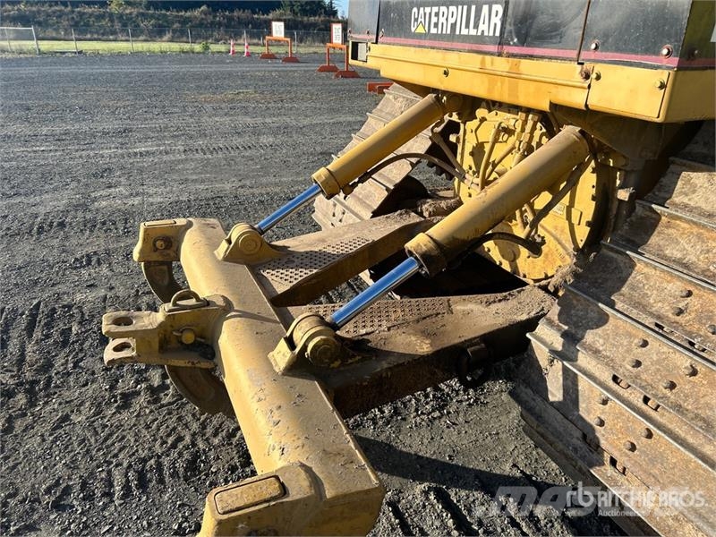 CAT D4H Crawler Dozer Buldooserid