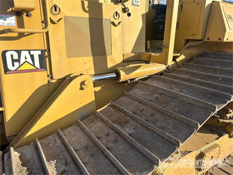 CAT D4H Crawler Dozer Buldooserid