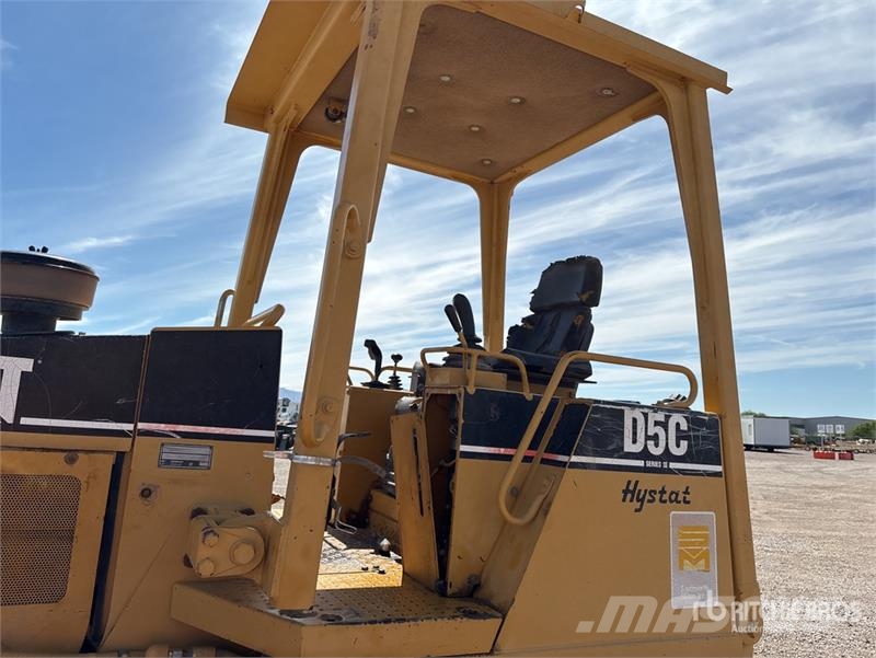 CAT D5C Series lll Pásové dozery