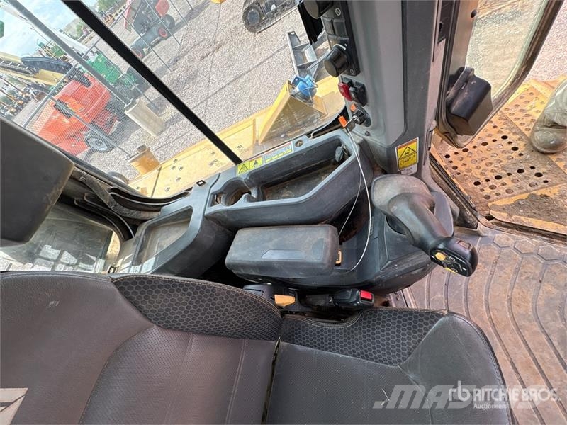 CAT D6 lánctalpas dózerek