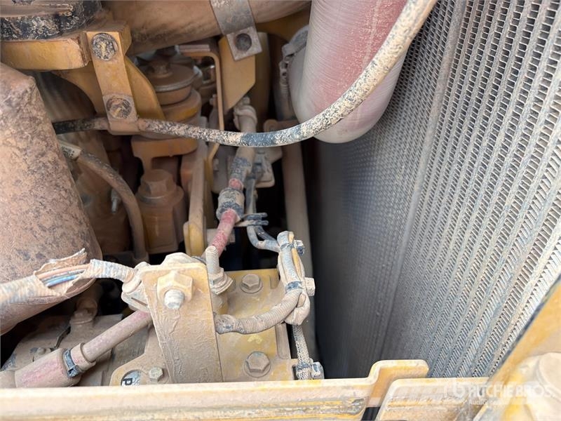 CAT D6 lánctalpas dózerek