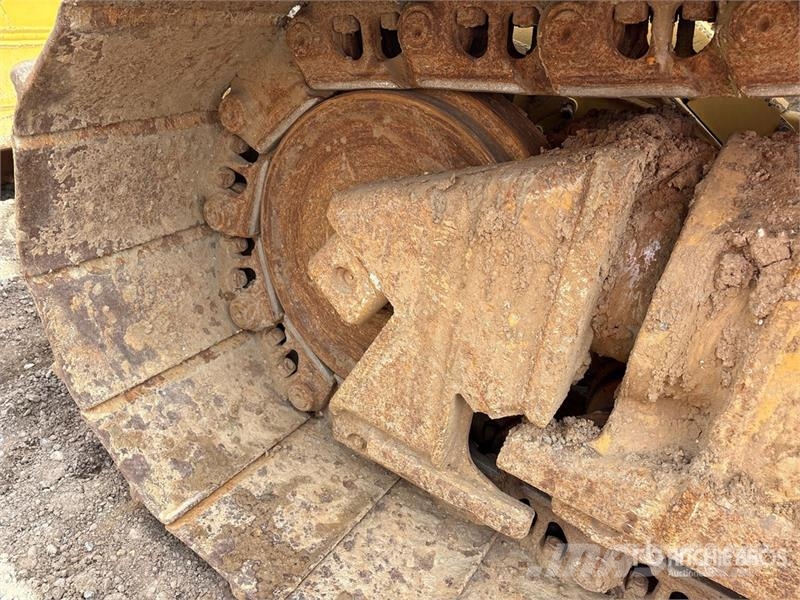 CAT D6 lánctalpas dózerek