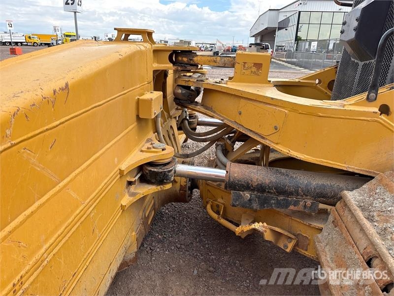 CAT D6 lánctalpas dózerek