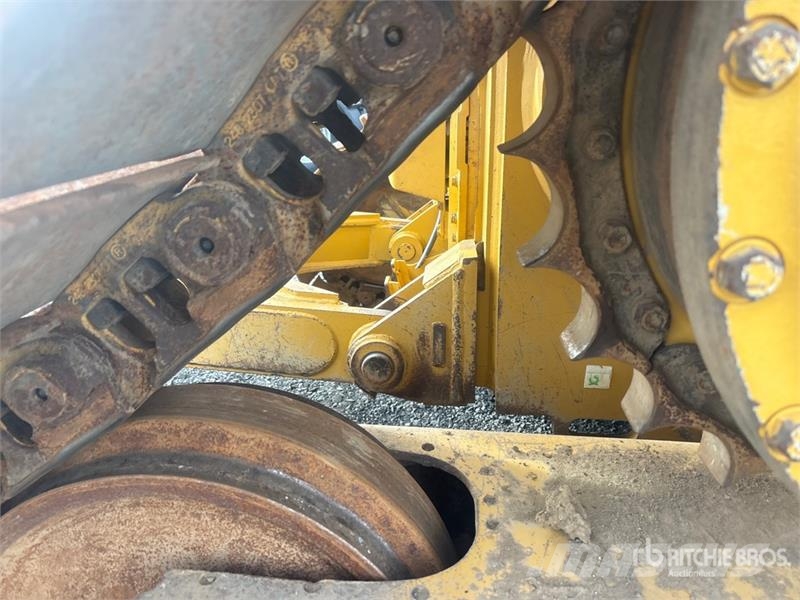 CAT D6 XE LGP Crawler Dozer Crawler dozers
