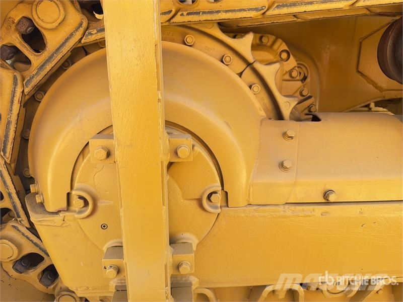 CAT D6C Crawler Dozer Buldožeri guseničari