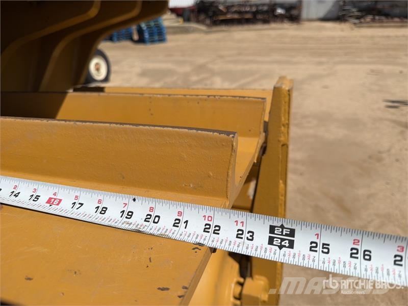 CAT D6C Crawler Dozer Buldožeri guseničari