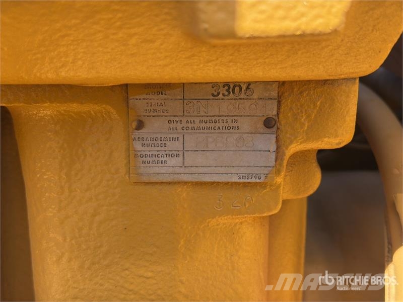 CAT D6C Crawler Dozer Buldožeri guseničari