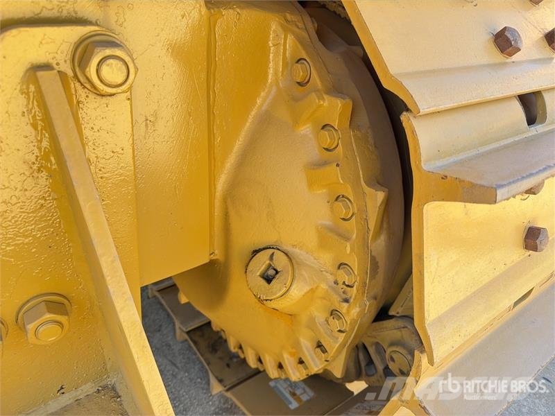 CAT D6C Crawler Dozer Buldožeri guseničari