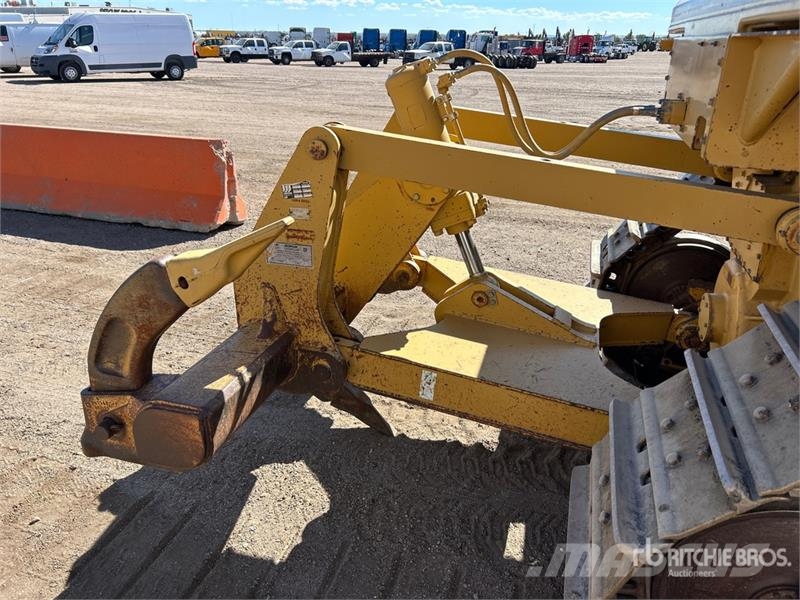 CAT D6H XL Buldooserid
