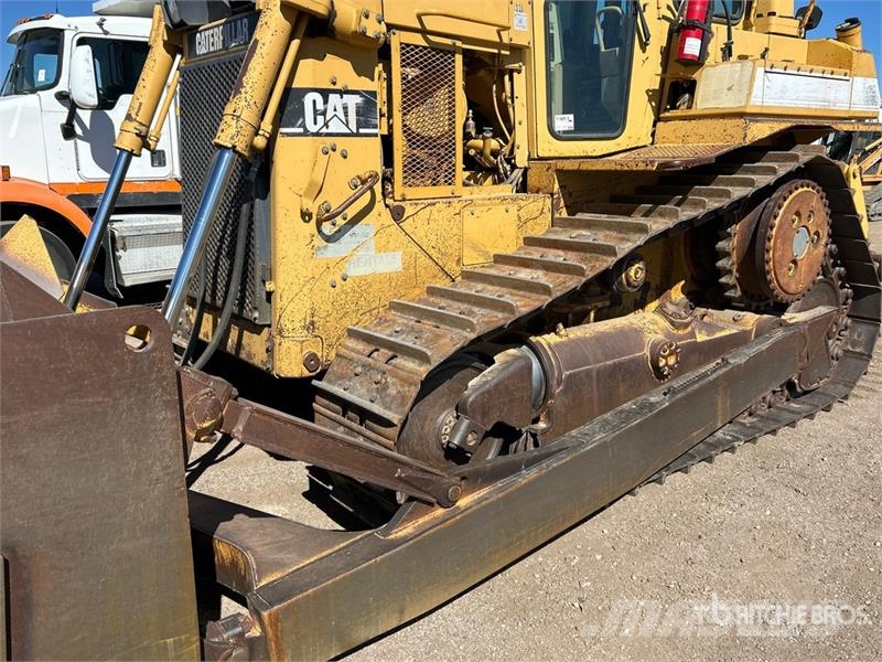 CAT D6H XL Buldooserid