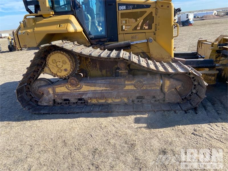 CAT D6N LGP Buldožerji goseničarji