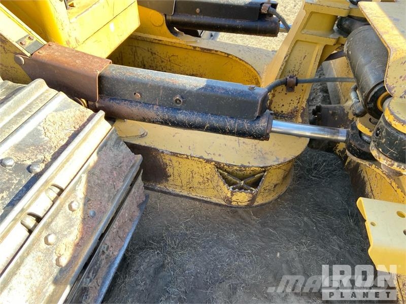 CAT D6N LGP Buldožerji goseničarji